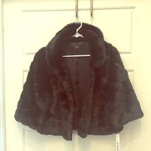 ❤️NWT AlexMarie Black fur half  jacket 🧥